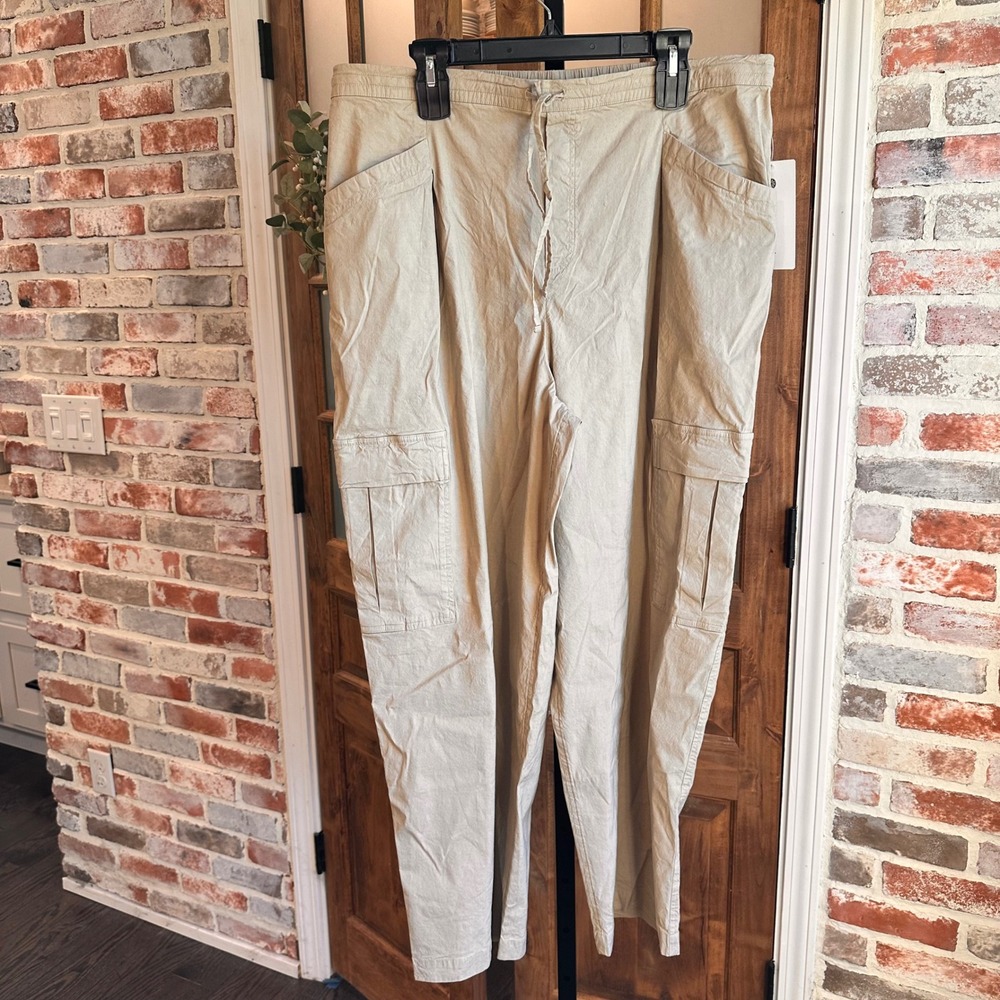 Athleta Paradise Straight Leg Cargo Pants Women Beige Linen Blend Utility XL NWT